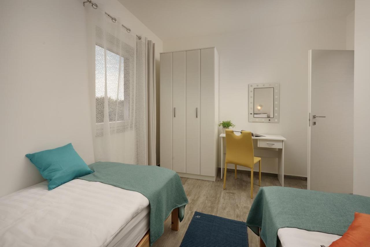 Aurora Appartement *